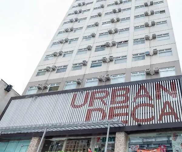 Oyo 216 Urban Deca Tower Mandaluyong Hotel 2*