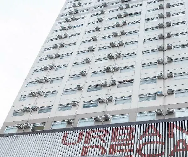 Oyo 216 Urban Deca Tower Mandaluyong 2*